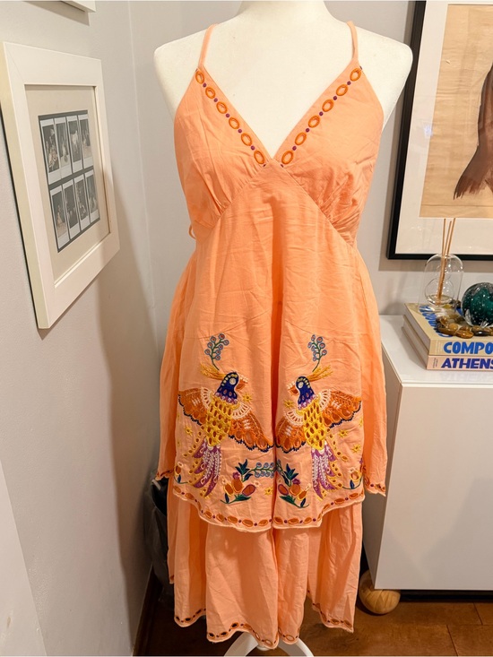 FARM Rio Dresses & Skirts - FARM Rio Peach Embroidered Tiered Midi Dress